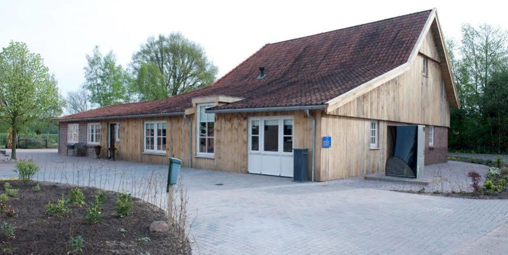 Erve Fakkert Bed and Breakfast Rossum  Eksteriør billede